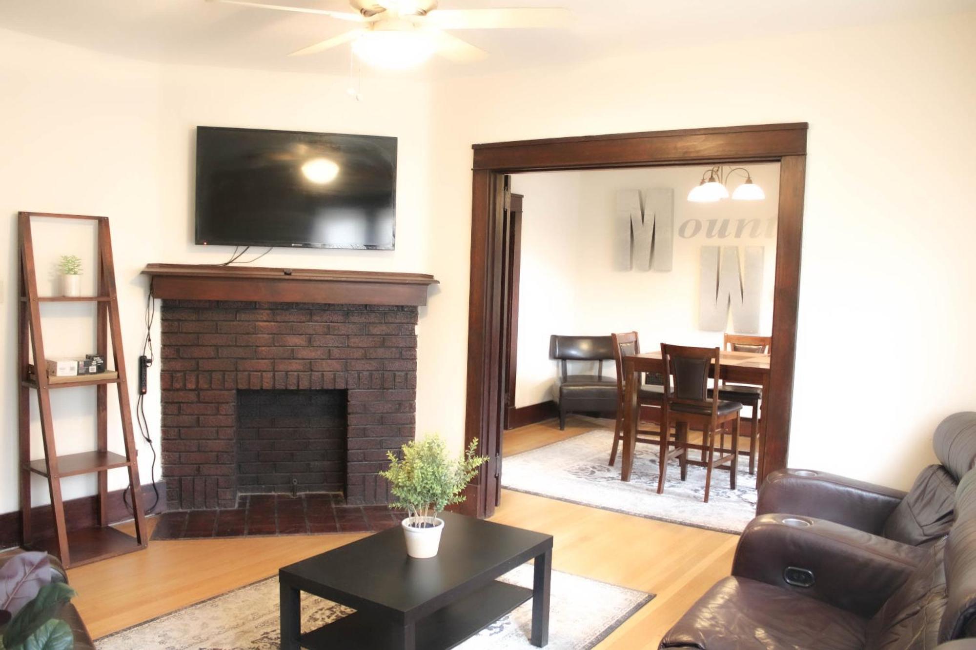 Comfy And Spacious 3 Bedroom - Easy City Access พิตต์สเบิร์ก ภายนอก รูปภาพ