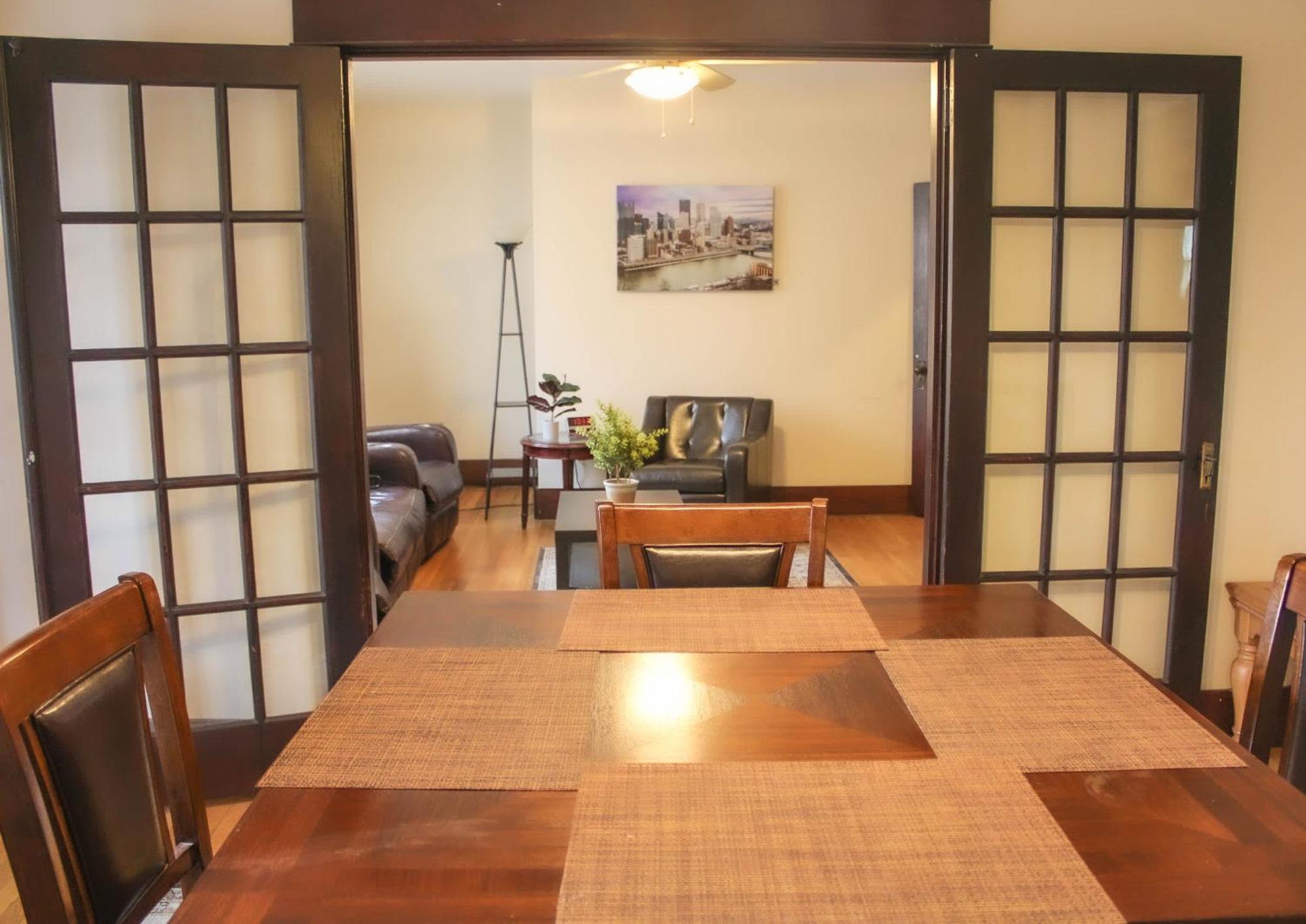 Comfy And Spacious 3 Bedroom - Easy City Access พิตต์สเบิร์ก ภายนอก รูปภาพ